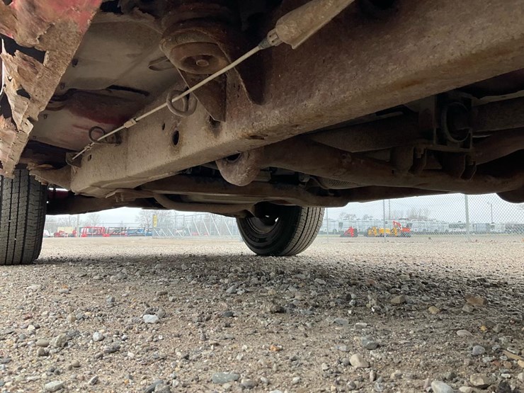 2000-chevrolet-s10-image-23