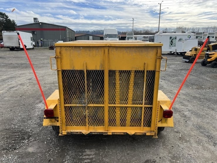 2005-mbco-towable-thermoplastic-applicator-image-5