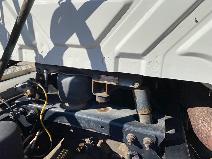 2011-international-prostar-image-9