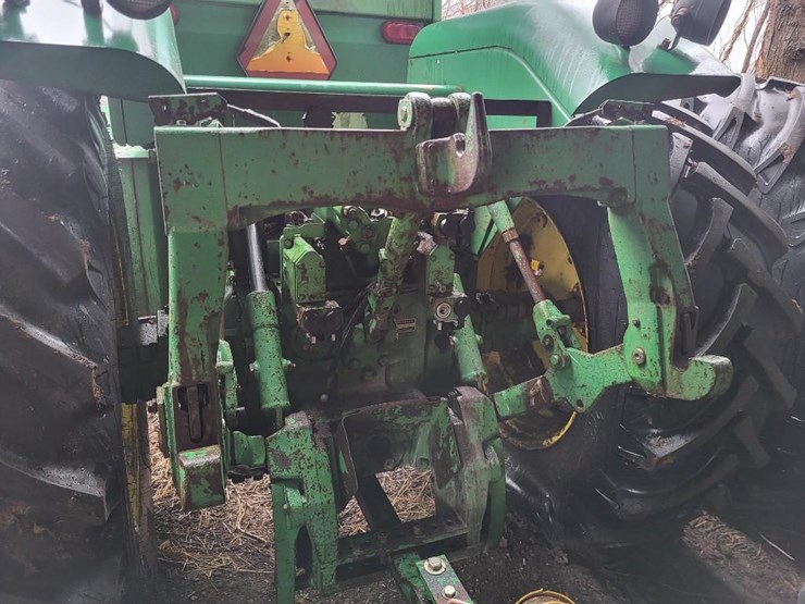 john-deere-8640-image-45