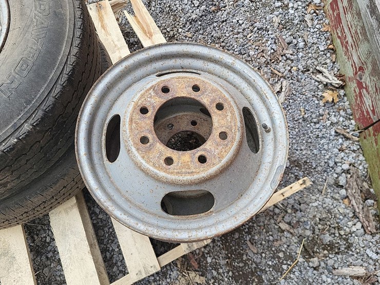 (2)-lt215/75r16-tires-w/(4)-8-bolt-rims-image-5