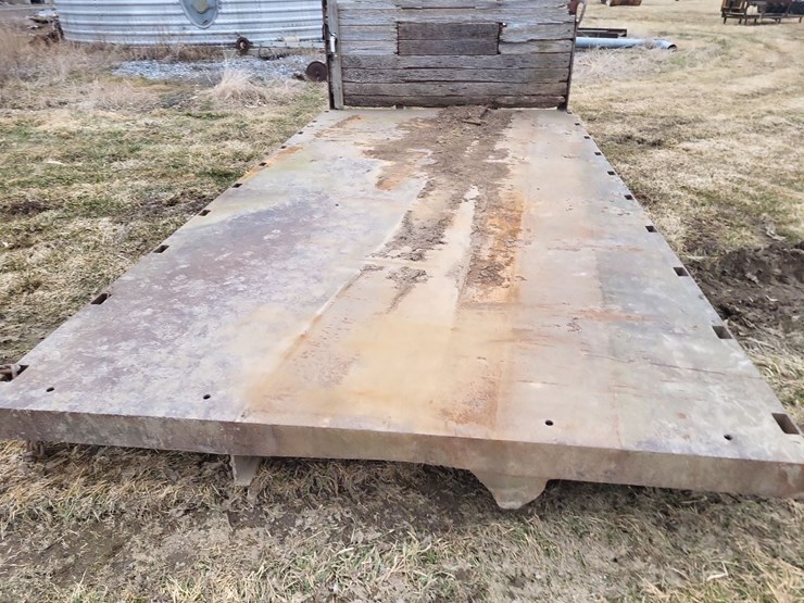 flatbed-body-image-13