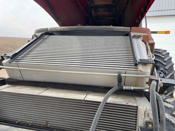 case-ih-magnum-340-image-63