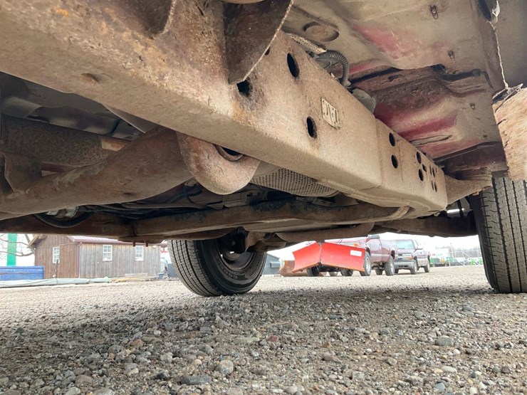 2000-chevrolet-s10-image-38