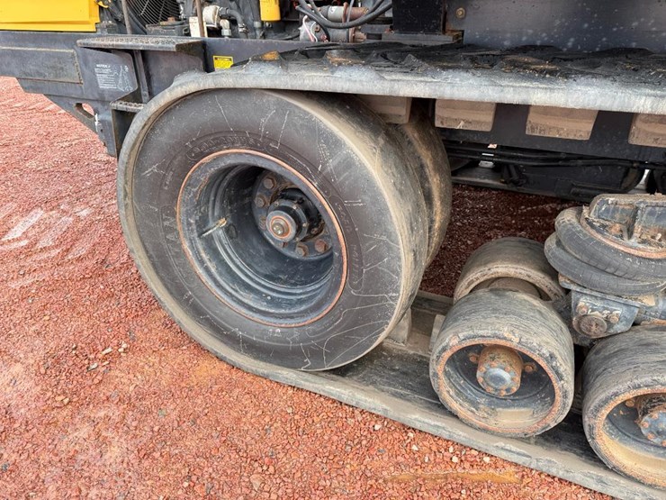 challenger-75-image-10