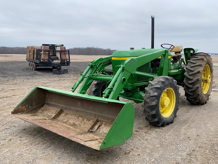 john-deere-2940-image-3