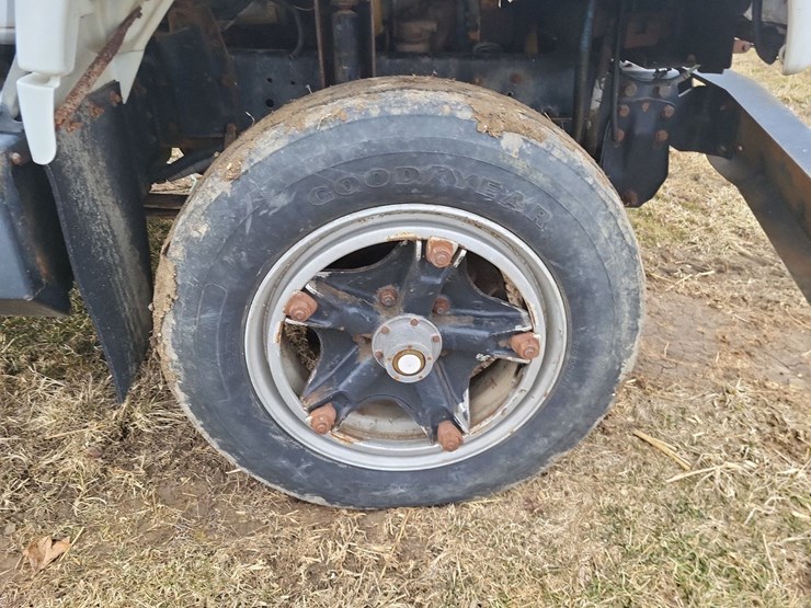 1991-gmc-kodiak-c6h042-single-axle-truck---blown-engine-image-25