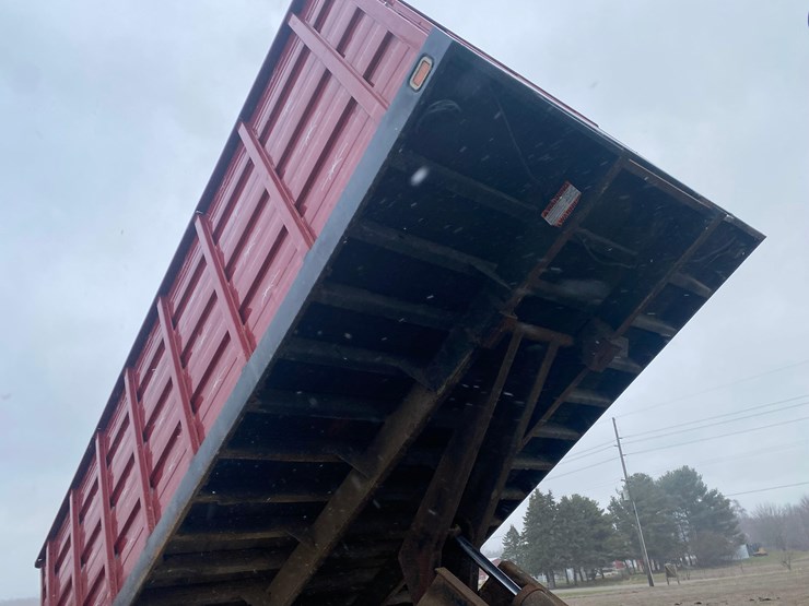 1998-case-ih-4900-image-15