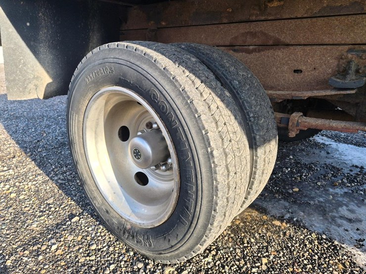 1992-chevrolet-3500-image-10