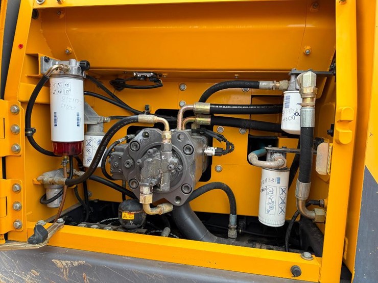 volvo-ec220dl-image-46