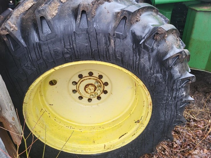 john-deere-8640-image-35