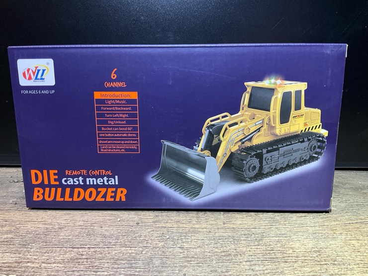 #3852-•-remote-control-engineering-vehicles-(bulldozer-&-dump-truck)*-image-2
