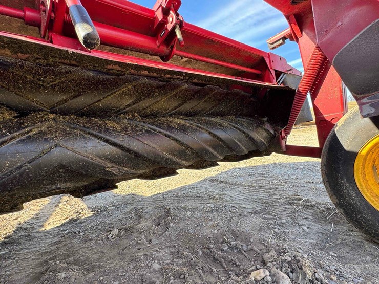 2012-new-holland-h7230-discbine,-rubber-conditioners,-10’4”-cut,-540-pto,--*ybn091009*---field-ready-image-16