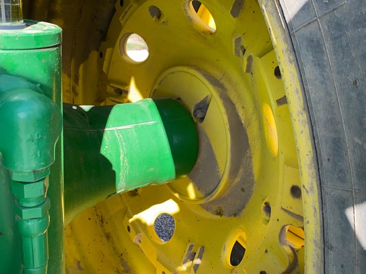 1998-john-deere-8300-image-30