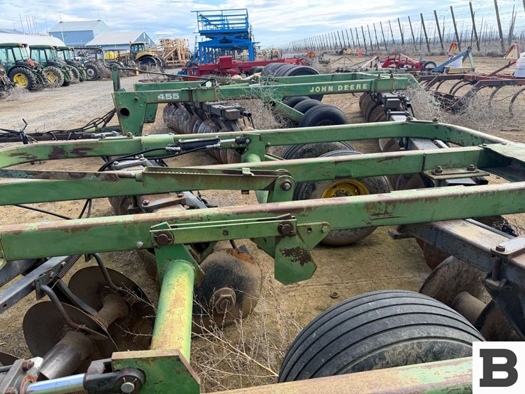 john-deere-315-image-16