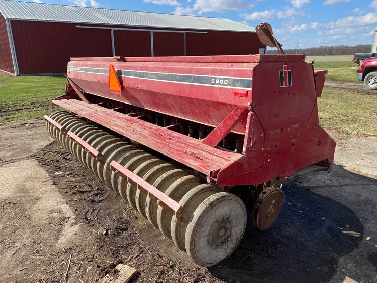 international-6200-image-1