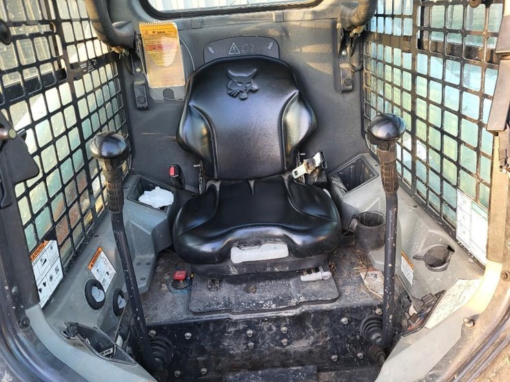 2017-bobcat-t630-image-33
