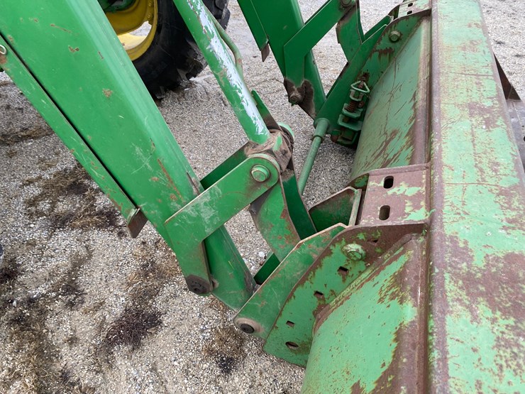john-deere-6410-image-33