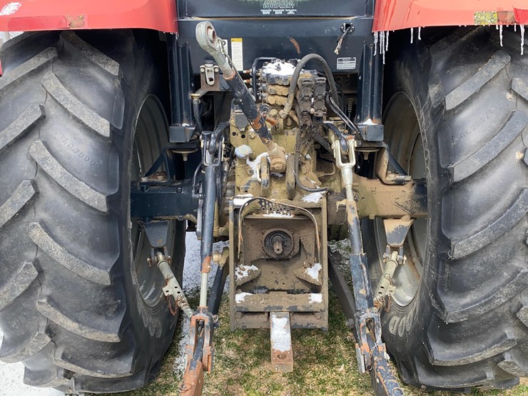 case-ih-125-image-23