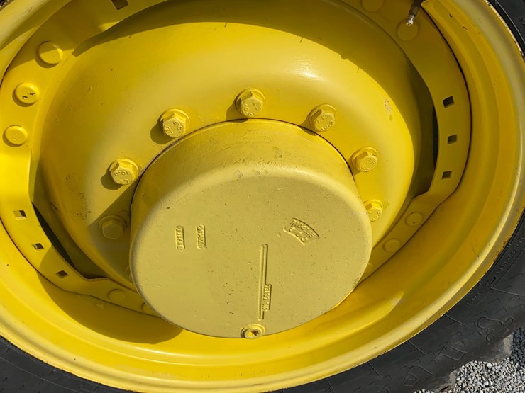 1998-john-deere-8300-image-77