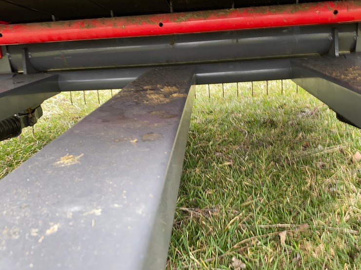 2024-massey-ferguson-1745d-image-26