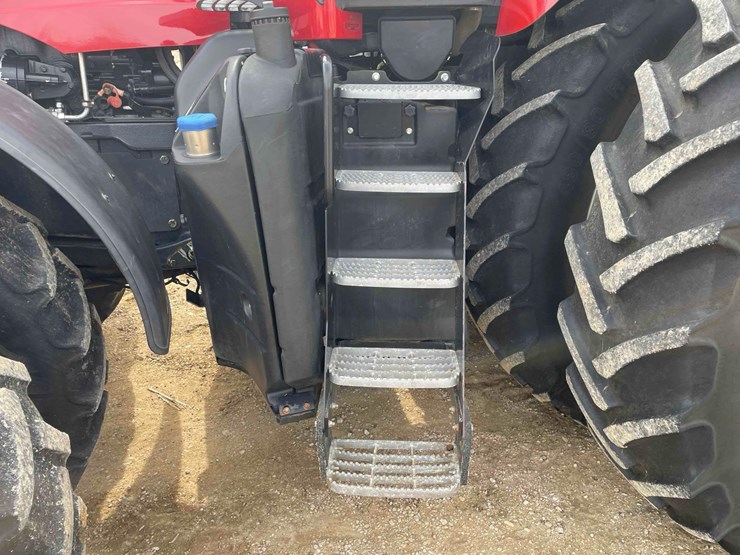 case-ih-magnum-340-image-69