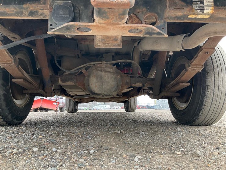 2000-chevrolet-s10-image-29