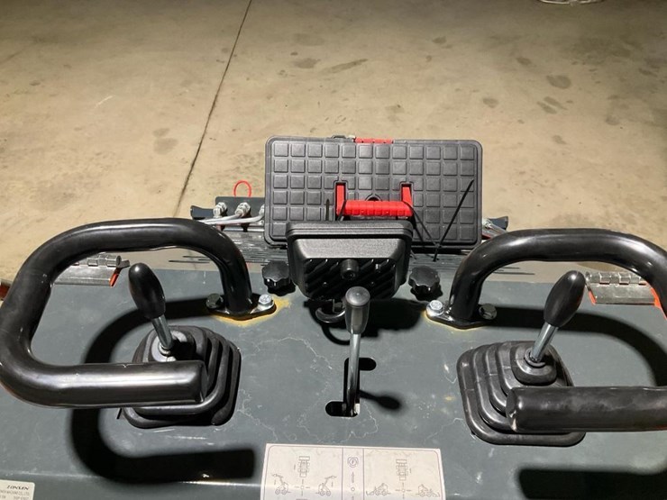 #1012-•-unused-ats-t460-mini-skid-steer-image-13