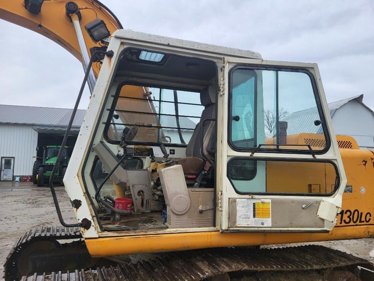 hyundai-robex-130-lc-image-48