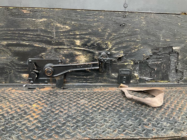 2005-international-durastar-4300-image-45