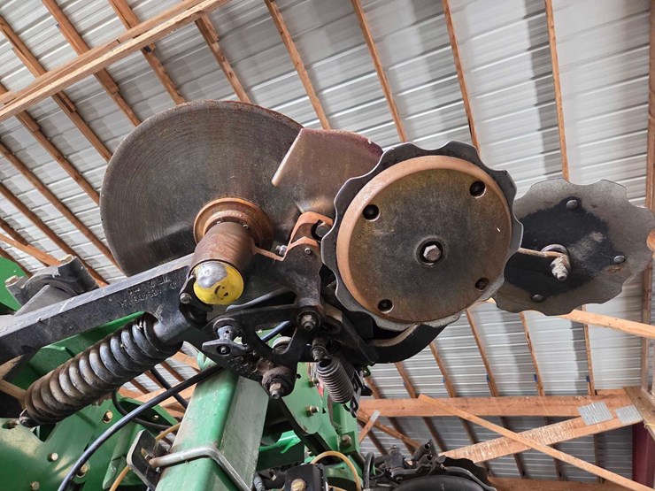 john-deere-2510l-image-38