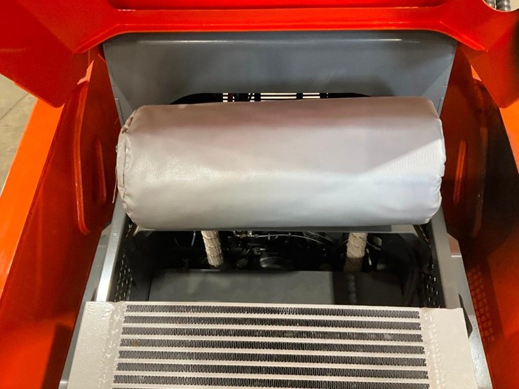 #1018-•-hurricane-hrc600l-mini-skid-steer-loader-image-15