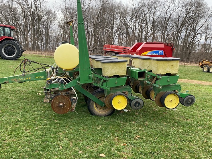 john-deere-7000-image-4