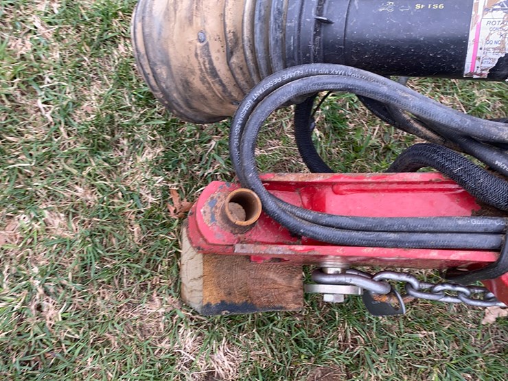 new-holland-br7060-image-36