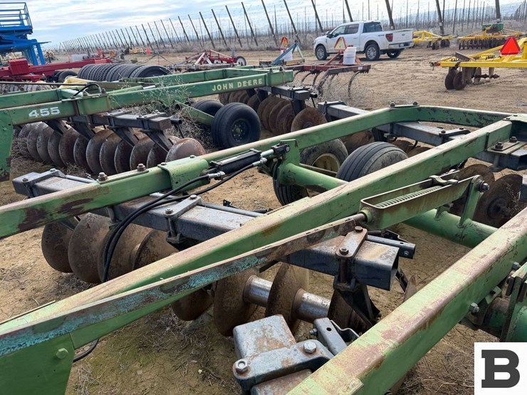 john-deere-315-image-11