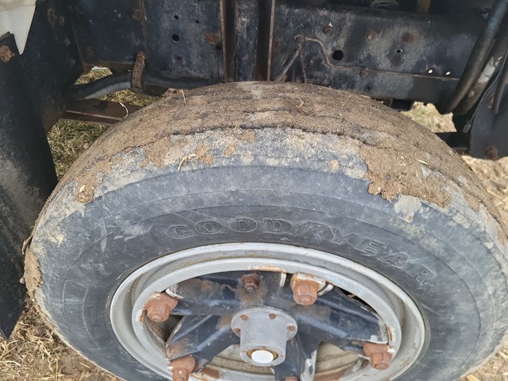 1991-gmc-kodiak-c6h042-single-axle-truck---blown-engine-image-24