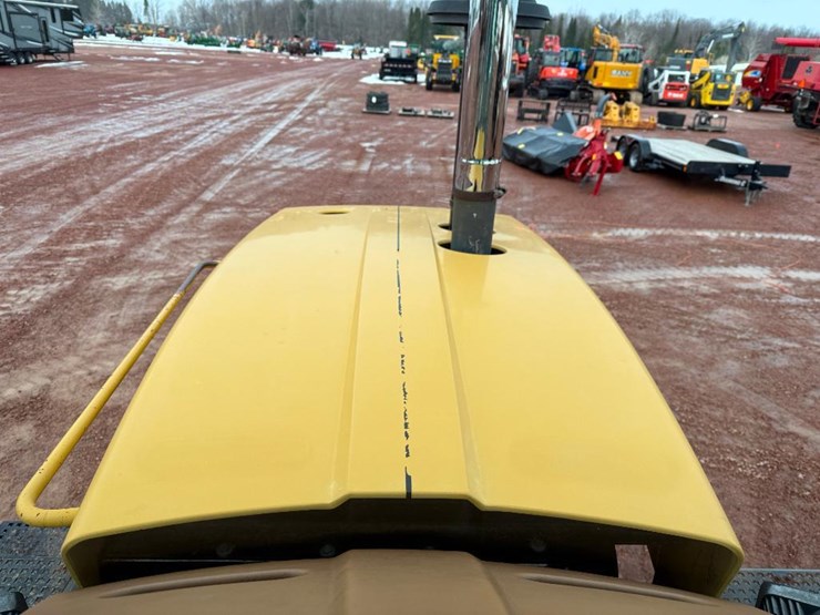 challenger-75-image-51