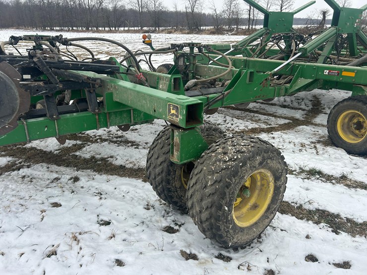 john-deere-1900-image-44