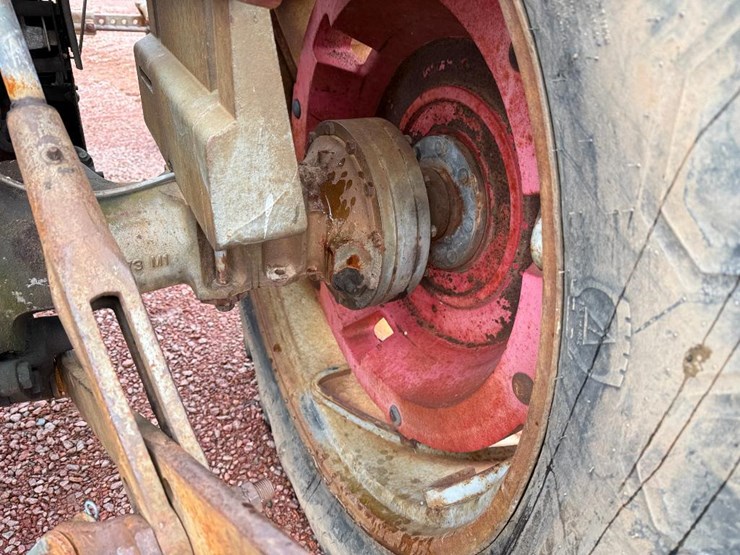 massey-ferguson-180-image-19