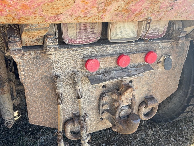 2003-sterling-lt9500-image-7