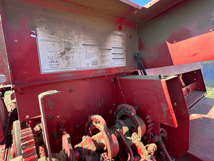 new-holland-bc5070-image-10