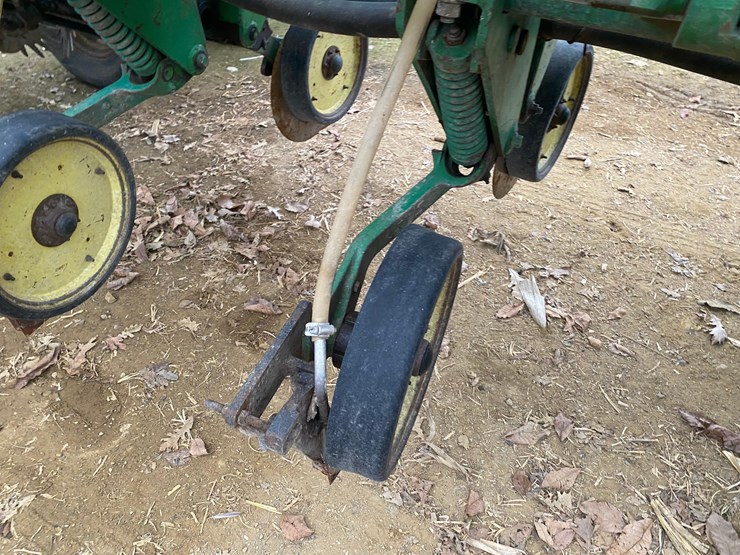 john-deere-7000-image-22