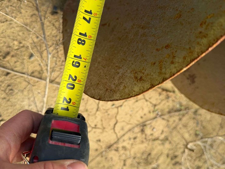 john-deere-315-image-14