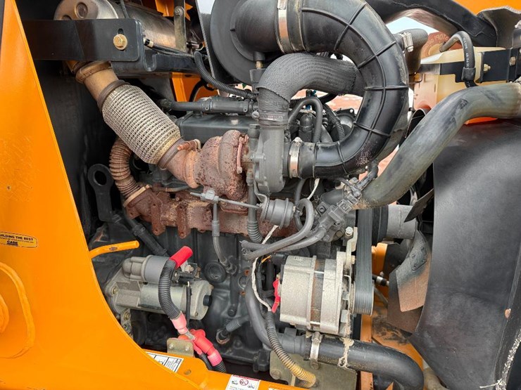 case-570n-xt-image-36