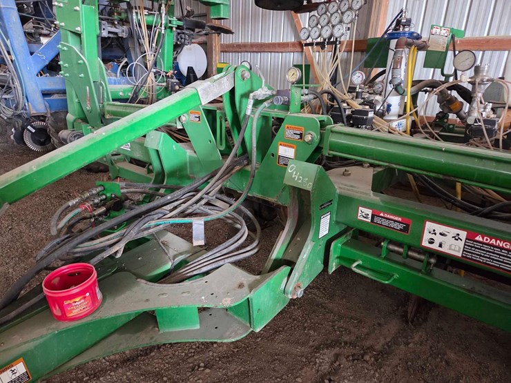 john-deere-2510l-image-45