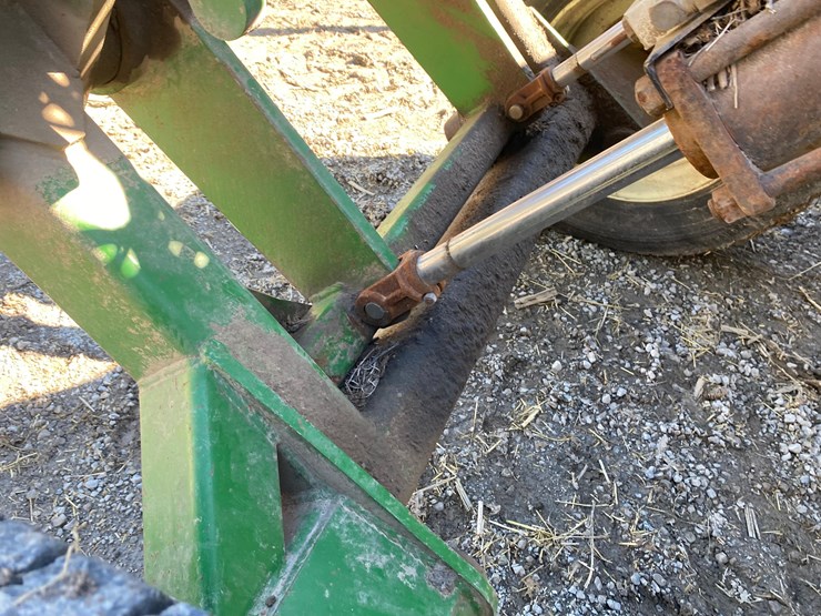 great-plains-solid-stand-30-image-26