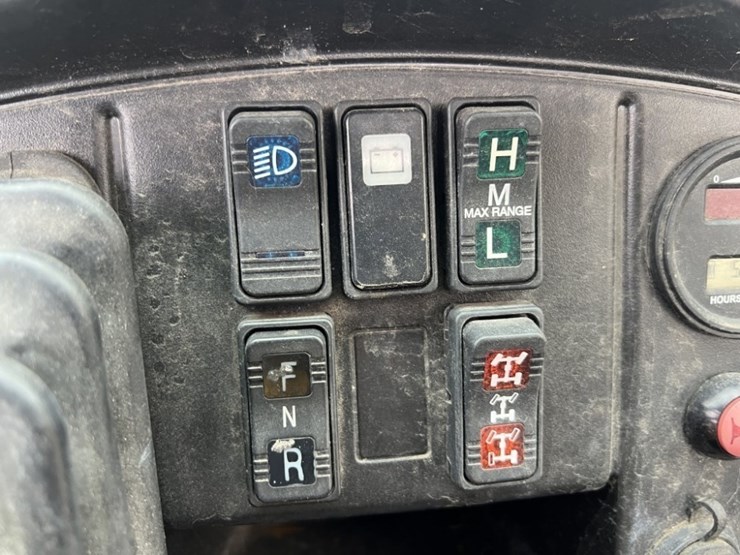 2010-polaris-ranger-ev-image-21