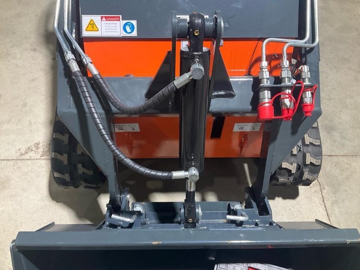 #1000-•-new-ats-t460-mini-skid-steer-image-6