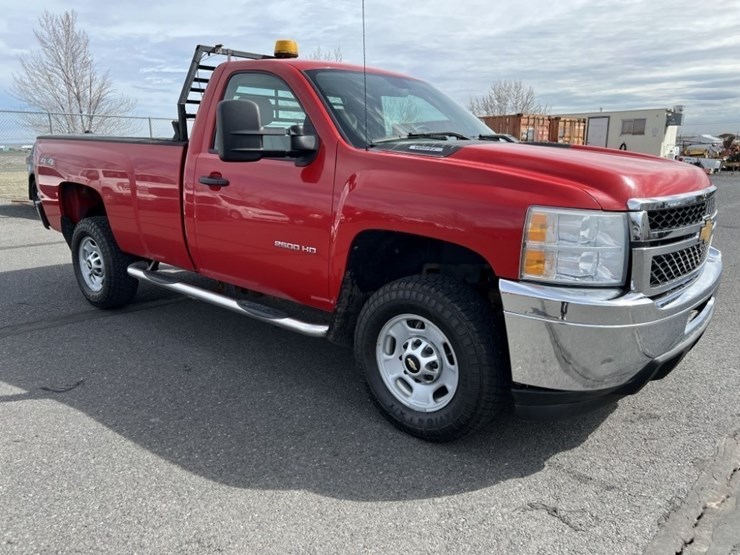 2011-chevrolet-silverado-2500-image-7
