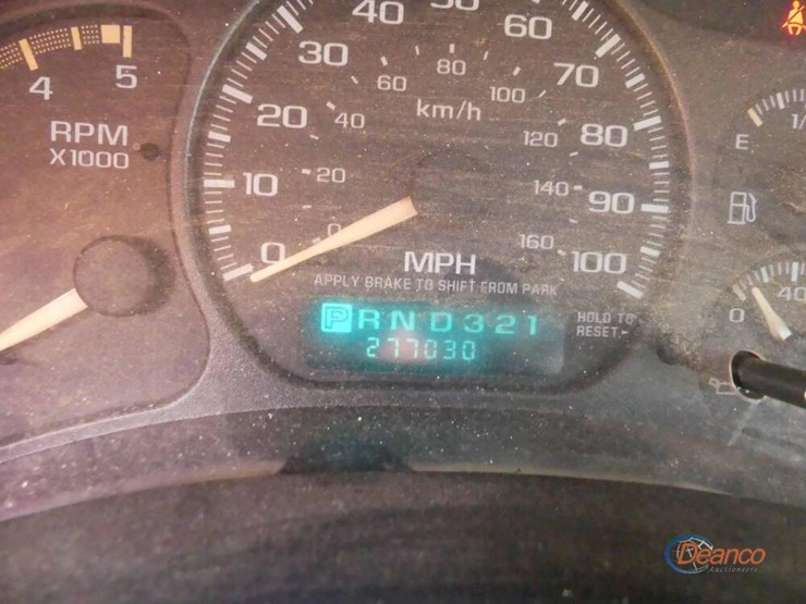 2002-chevrolet-2500hd-image-9